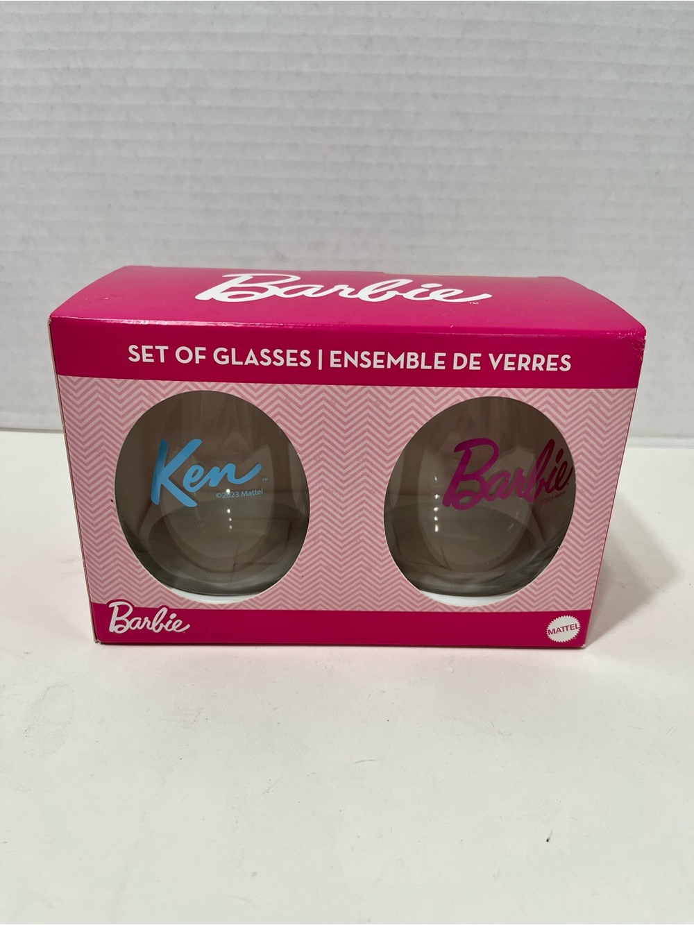 BARBIE And KEN set of 17oz drinking glasses NWT